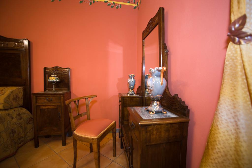 הוילה Carpeneto Agriturismo Ristorante Albachiara מראה חיצוני תמונה