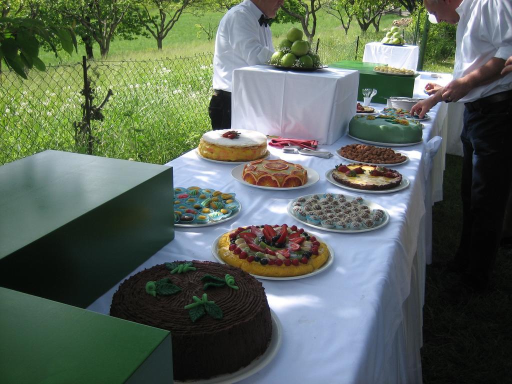 הוילה Carpeneto Agriturismo Ristorante Albachiara מראה חיצוני תמונה